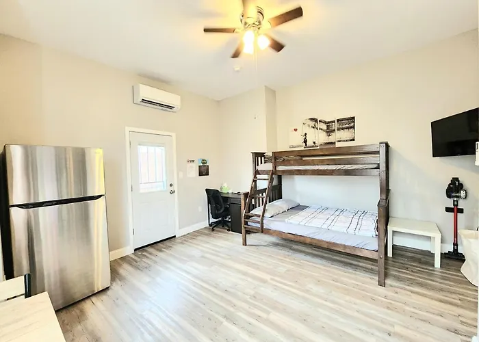 Great Studio Apartment By Universities